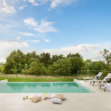 Villa Tartufo