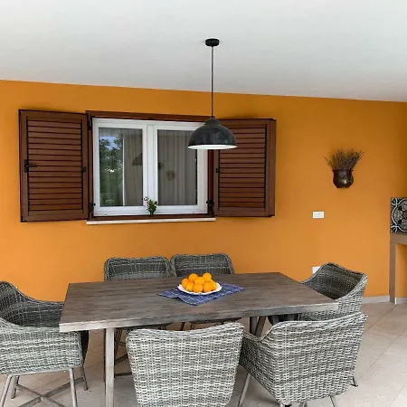 Villa Tartufo